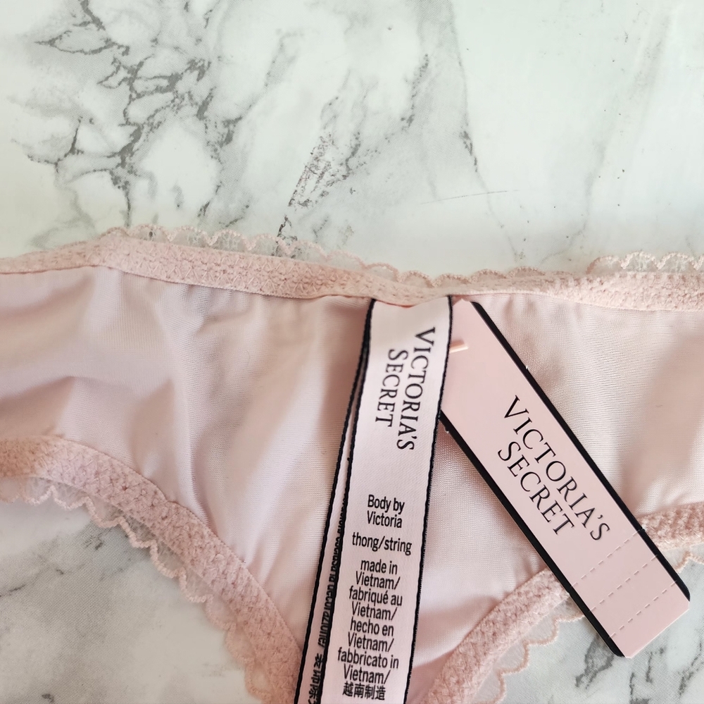 Victorias Secret Thong String Floral Lace panty XL - Picture 4 of 6